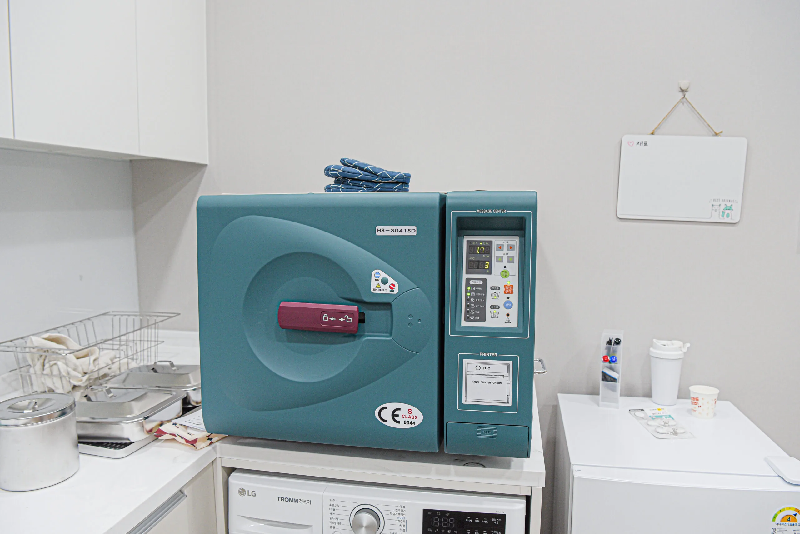 チャームジョウン歯科 - すべての器具は1人1回のみ使用し、交差感染を防ぎます。